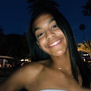 Meet your Posher, Ally